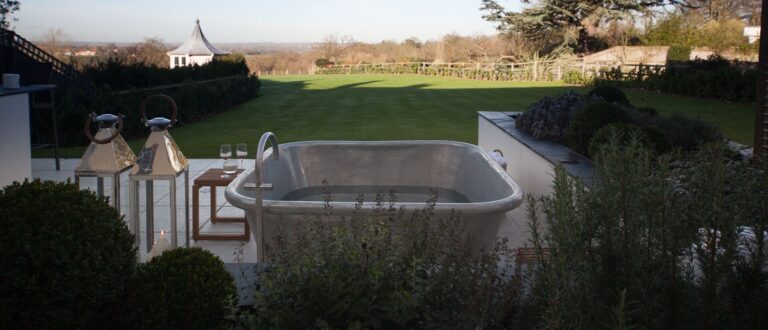 Tin Alvius Bath with Tin Interior