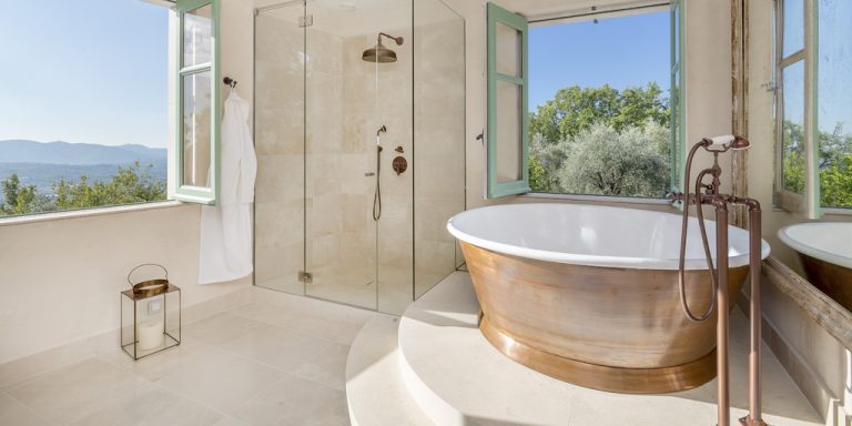 Round Copper Bath Tub