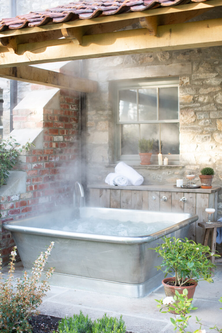 Top 5 Romantic Getaways in England William Holland's Picks